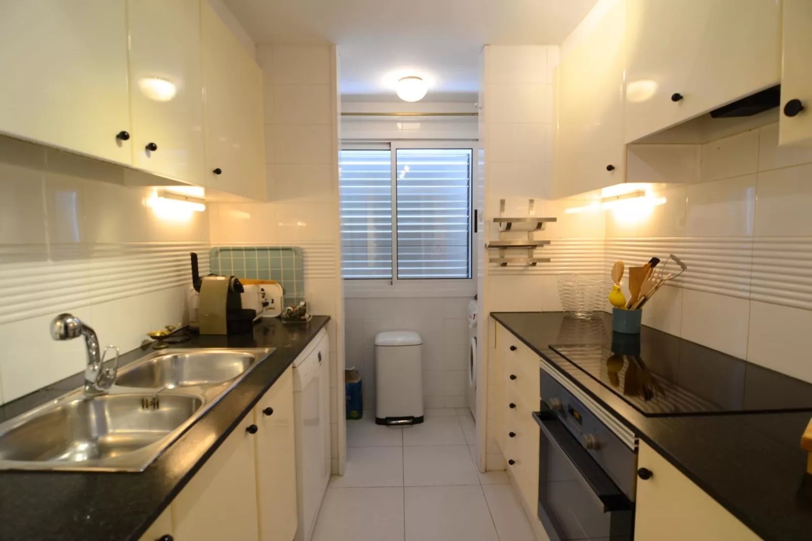 CARAVEL·LES-Kitchen