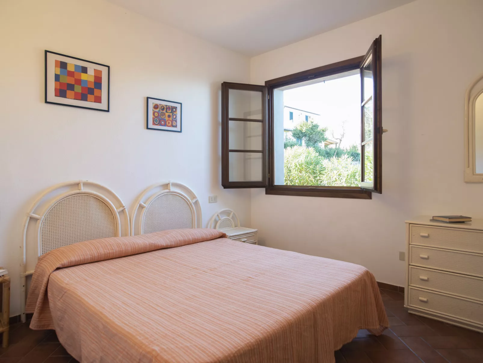Borgo Patresi-Inside