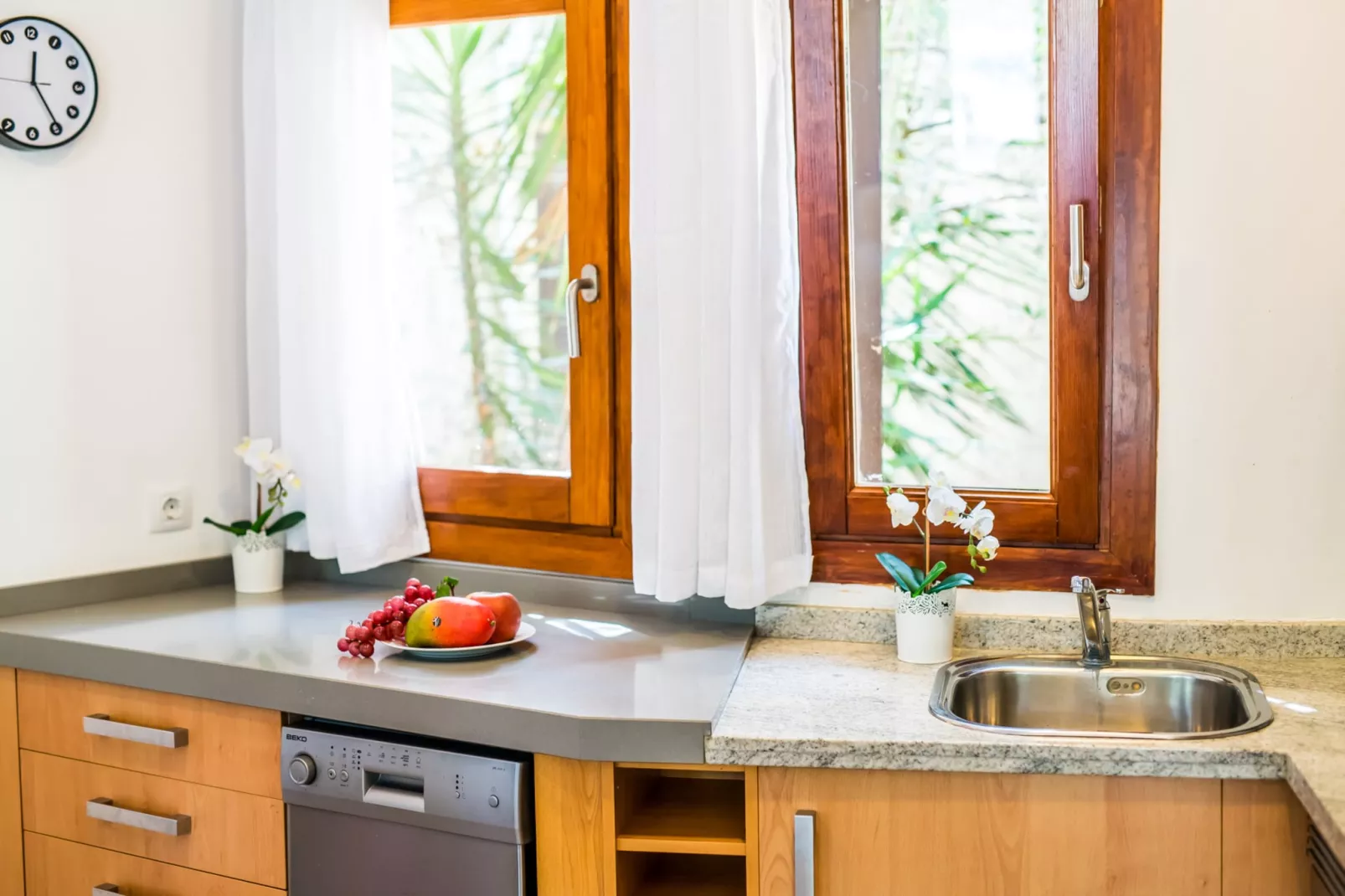Casa Pequeña-Kitchen