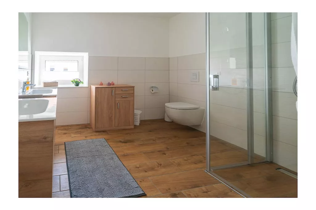 403722-Nicht getaggt