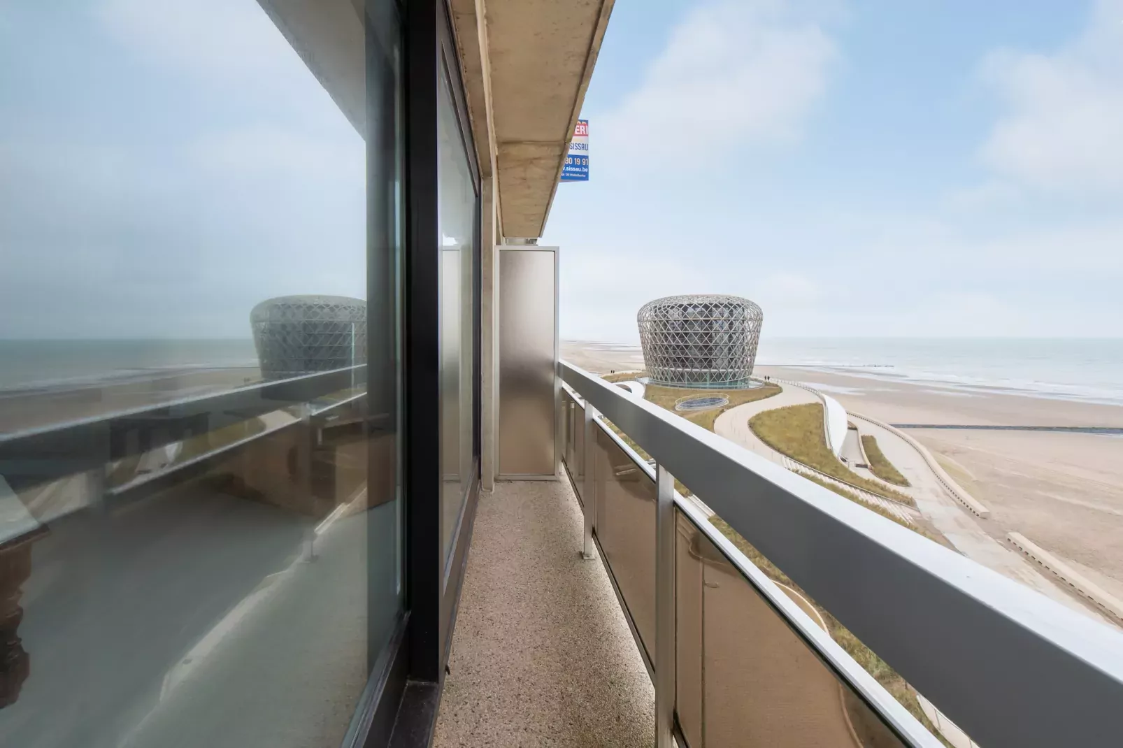 ZANDBK2 0702/ 7B-Terrace balcony