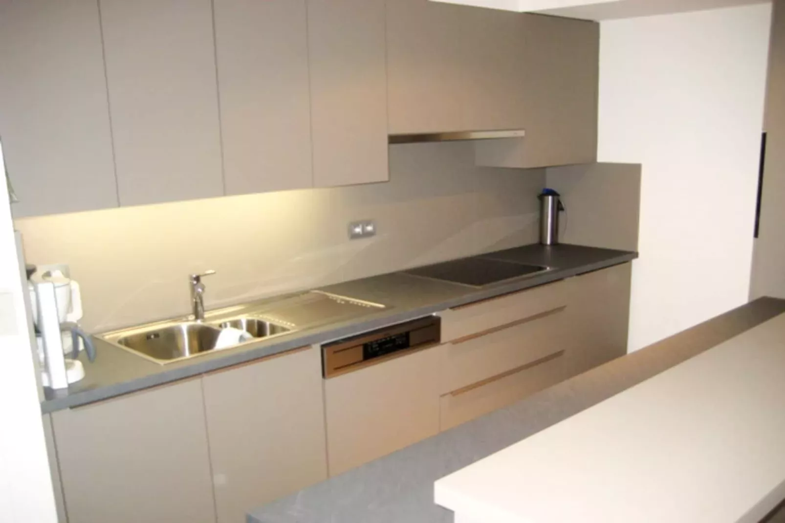 ZANDBK3 0502/ 5C-Kitchen