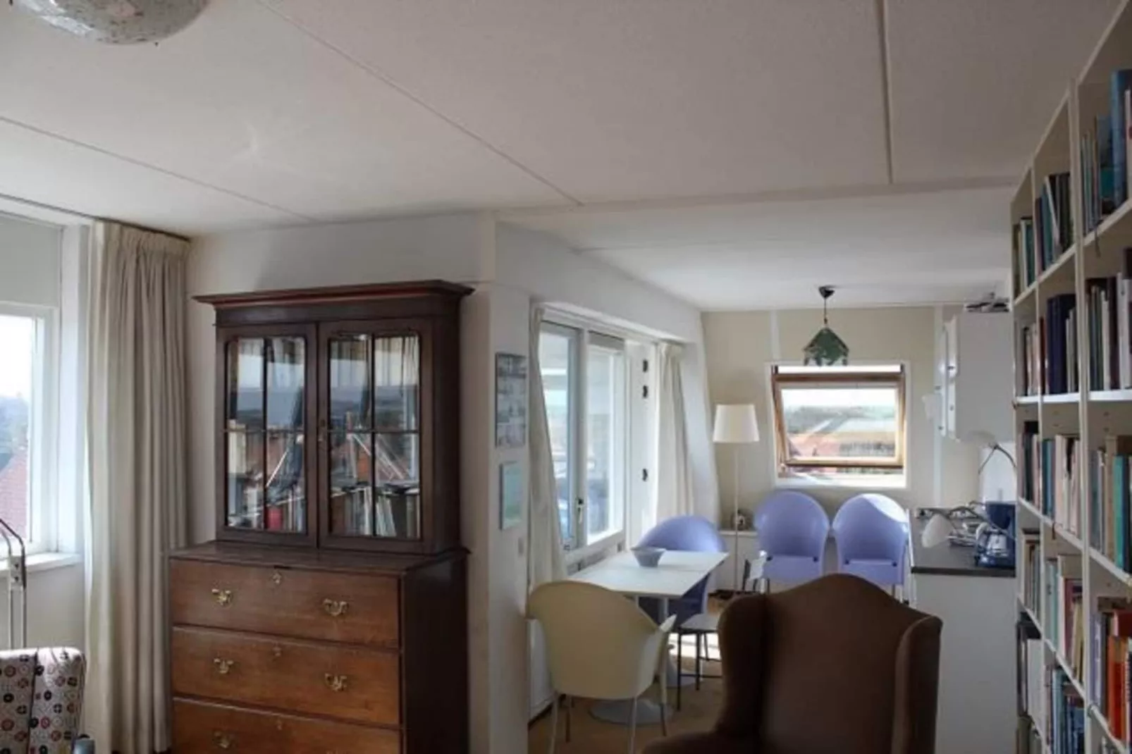 Beach 15-20-Living room