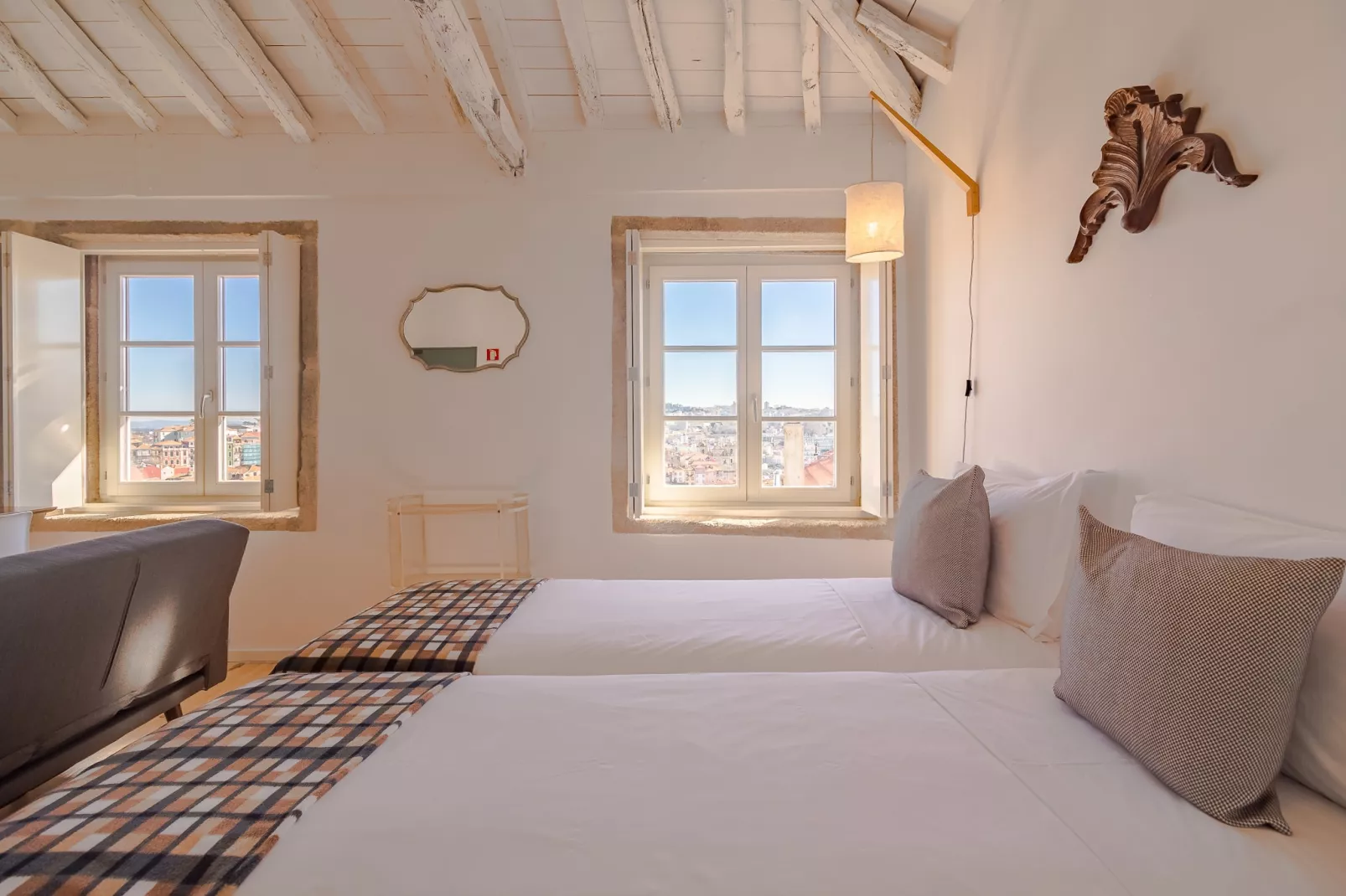 YOUROPO - The Tower 8T-Bedroom