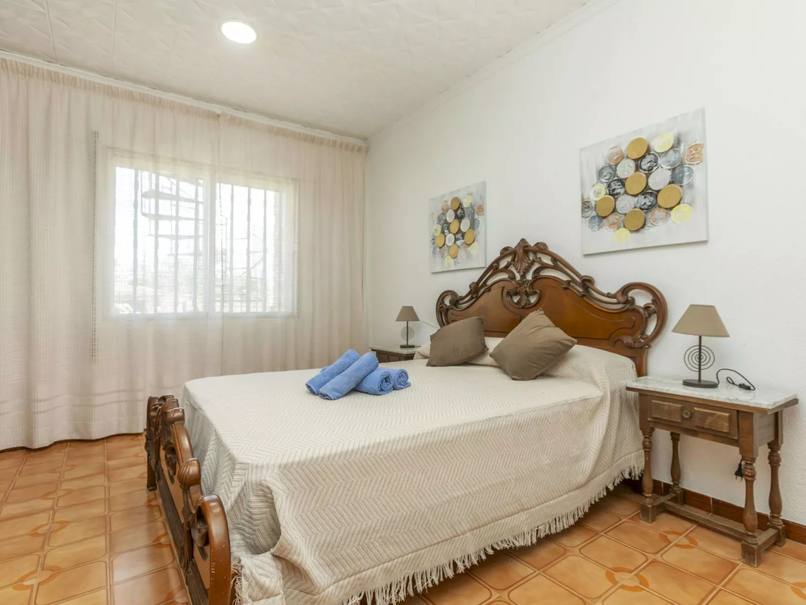 Villa Pepin-Inside