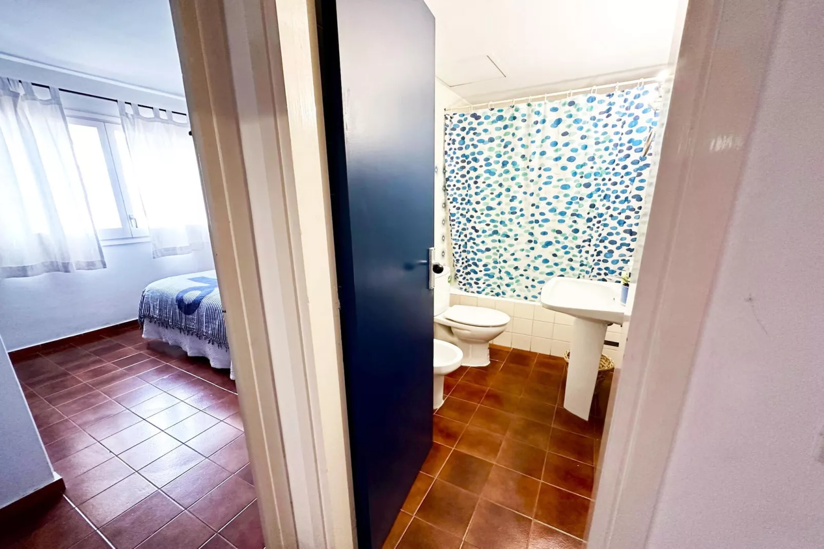 Pericot-Bathroom