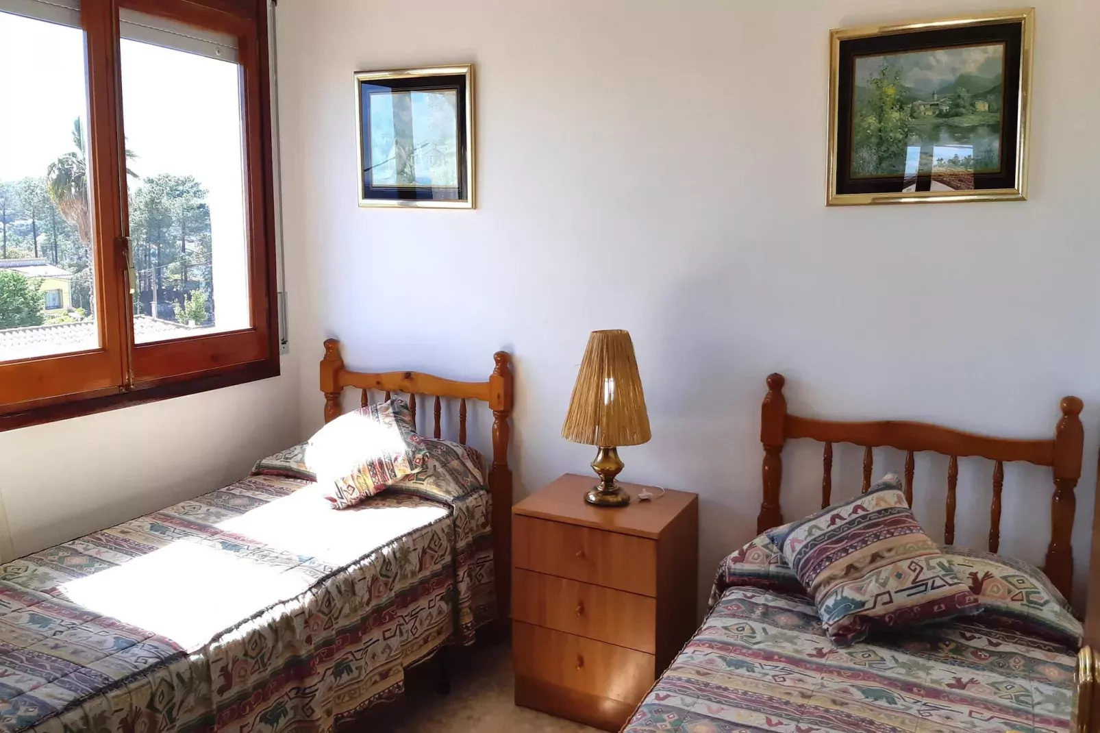 Julia-Bedroom