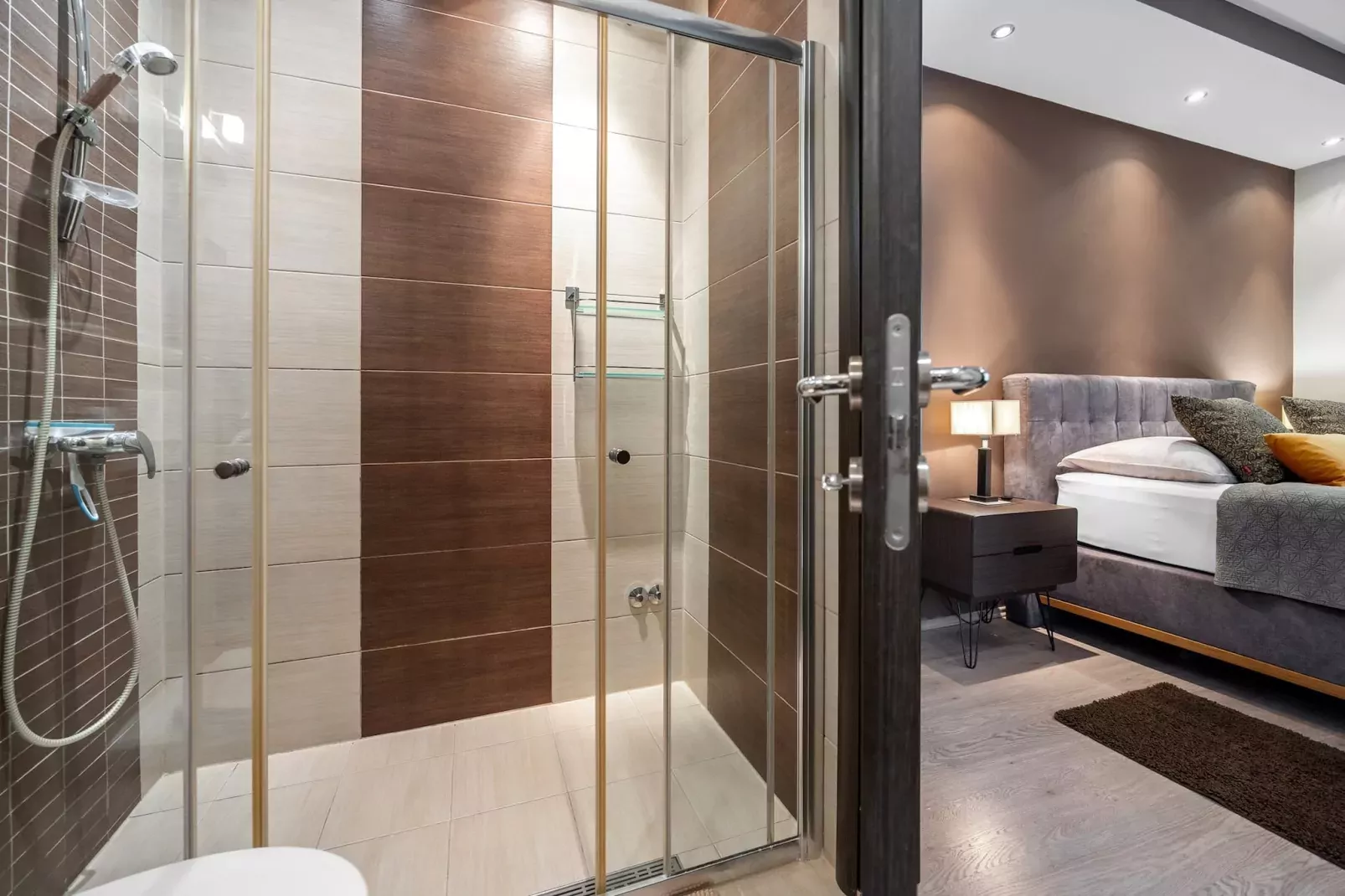 Blanka N2 - Shared Jacuzzi, Magical Garden-Bathroom