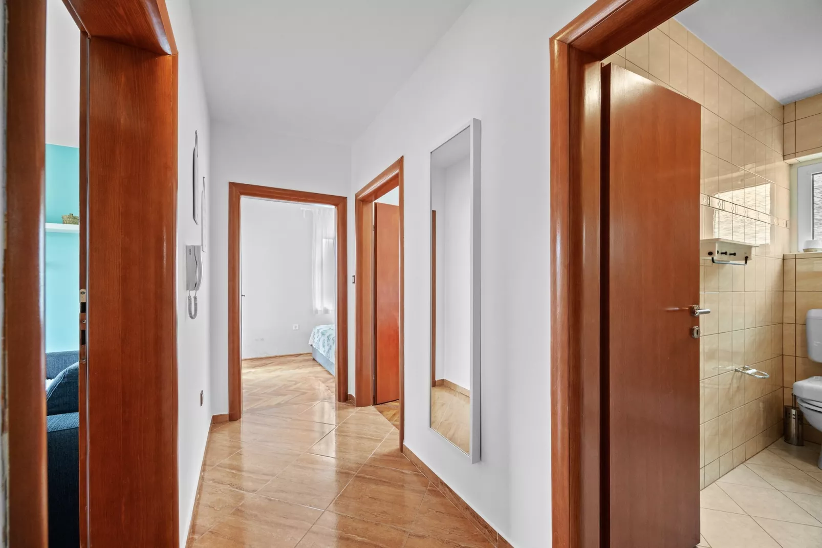 Apartments Neda - Two Bedroom Apartment Ruzmarin-Landing