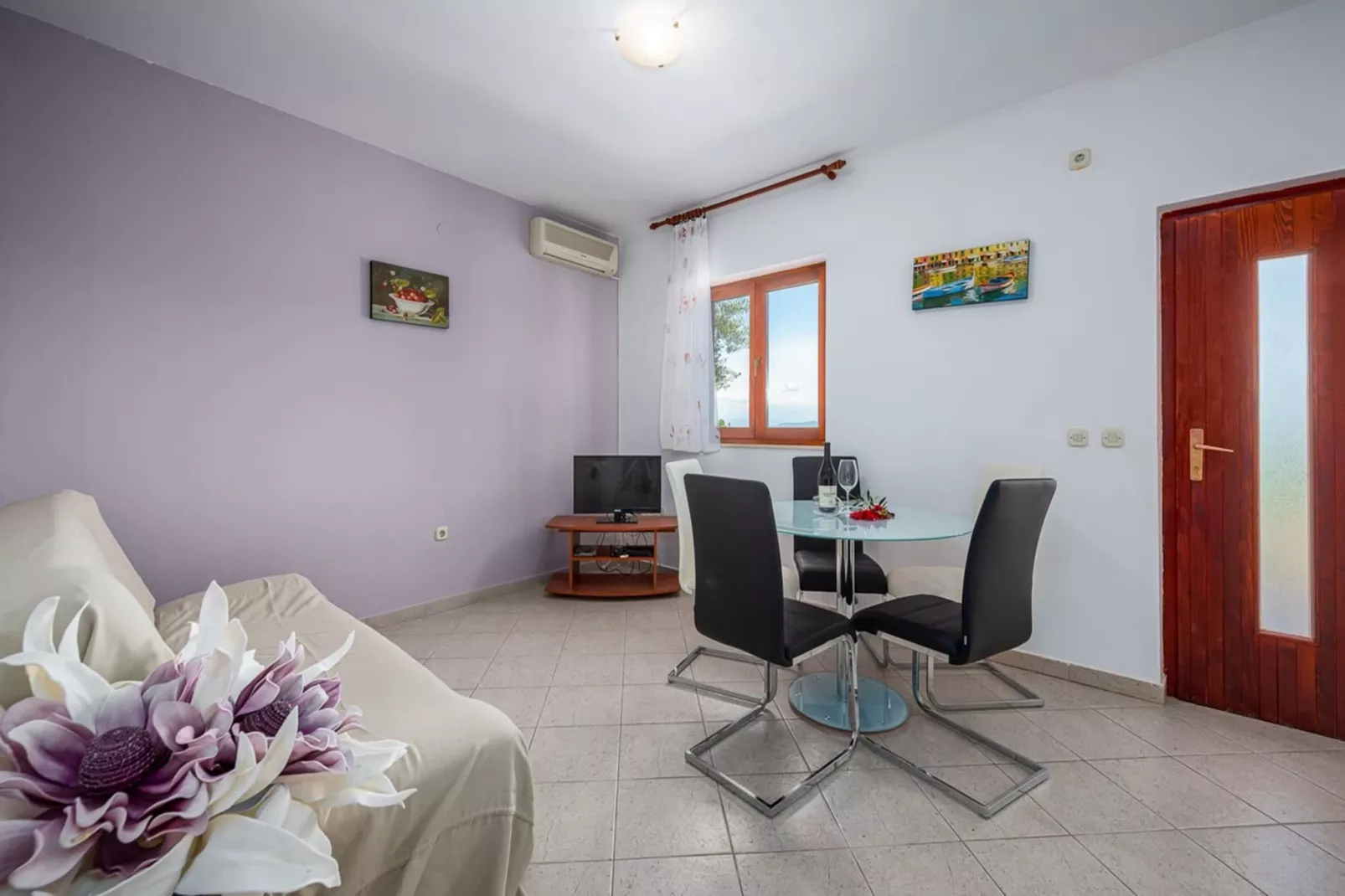 Lara 5 - Shared Pool, Sauna, Jacuzzi-Kitchen