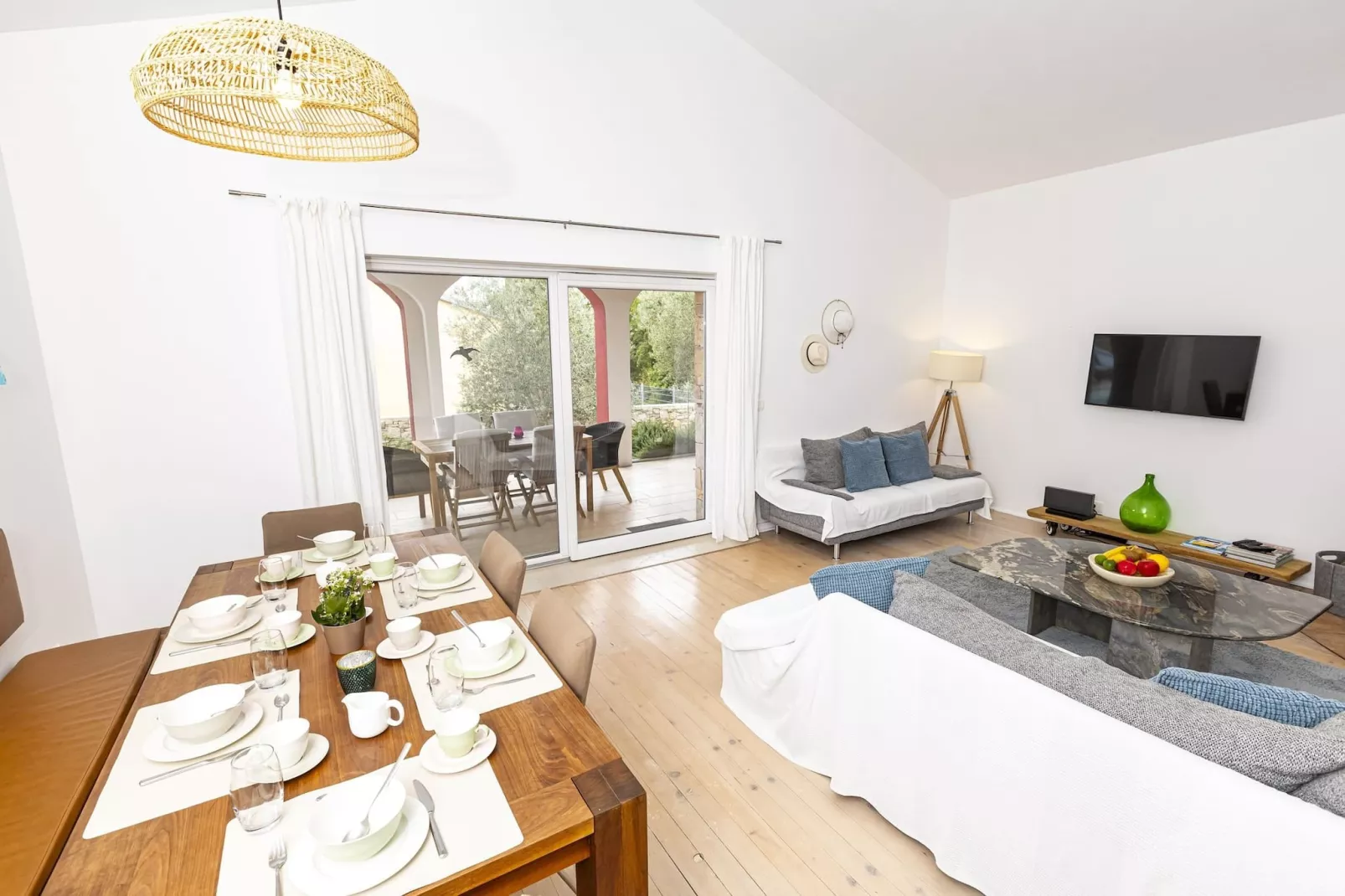 Red House Trget - Your Private Wellness-Wohnzimmer