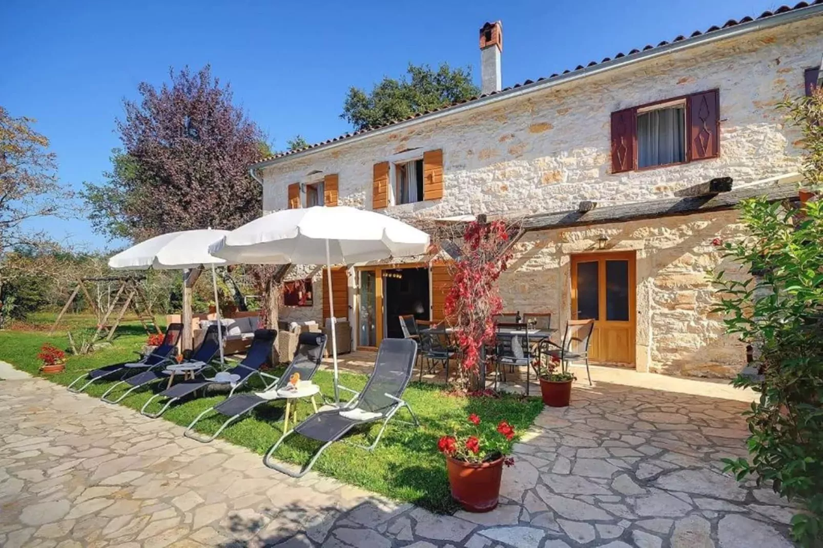 Villa Katherine with Pool and Game Room-Exterior summer