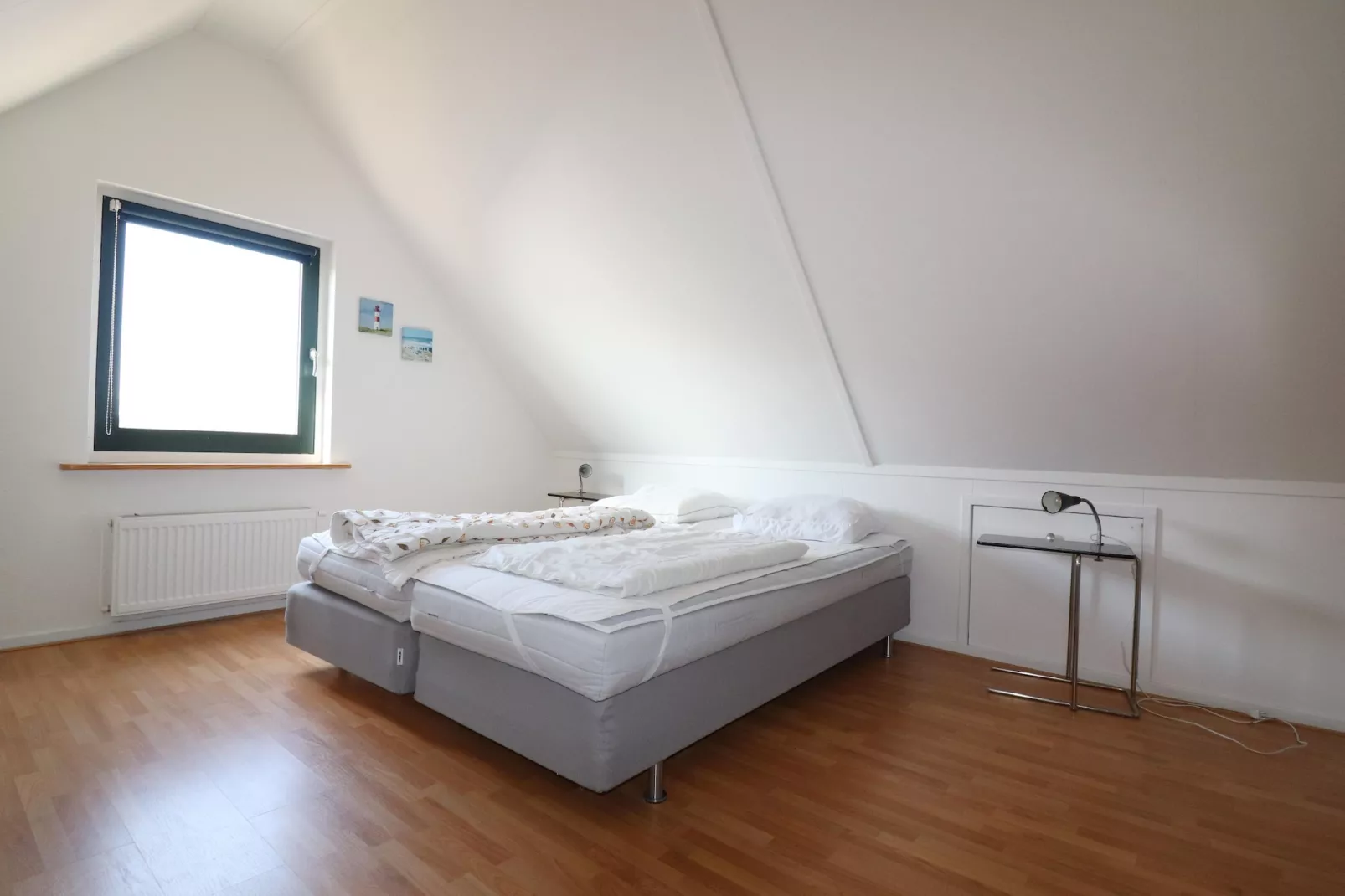Bargereed 90-Bedroom