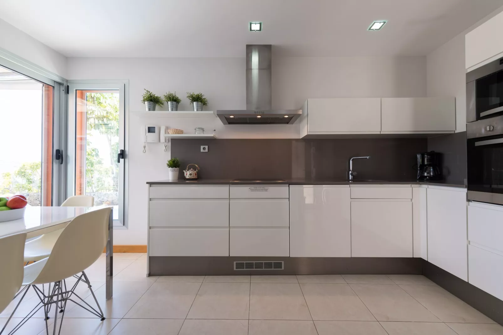Vista Golf 3-Kitchen