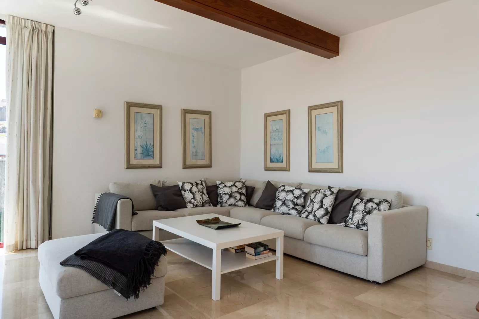 Casa Oceano-Living room