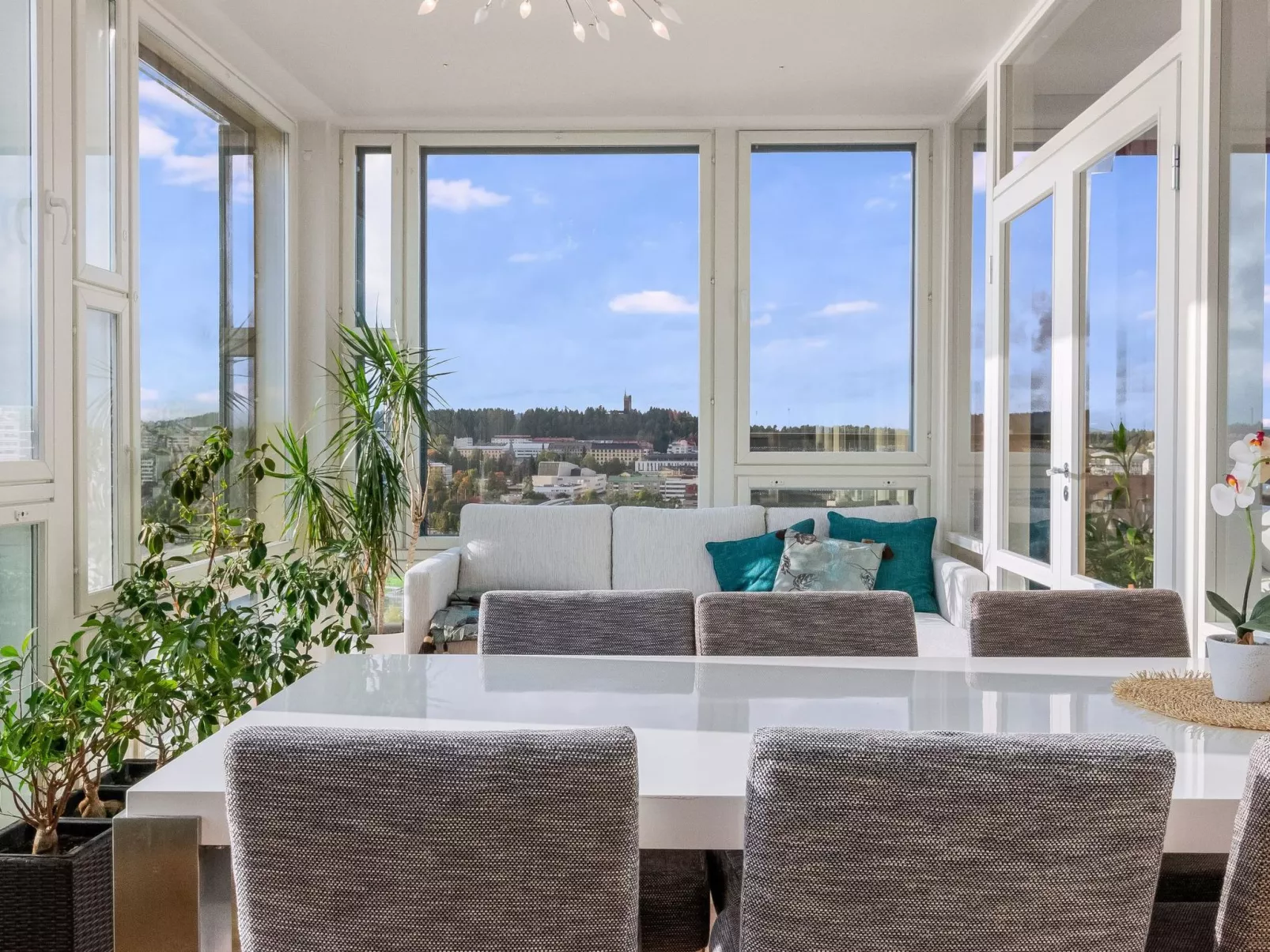 Horisontti penthouse-Inside