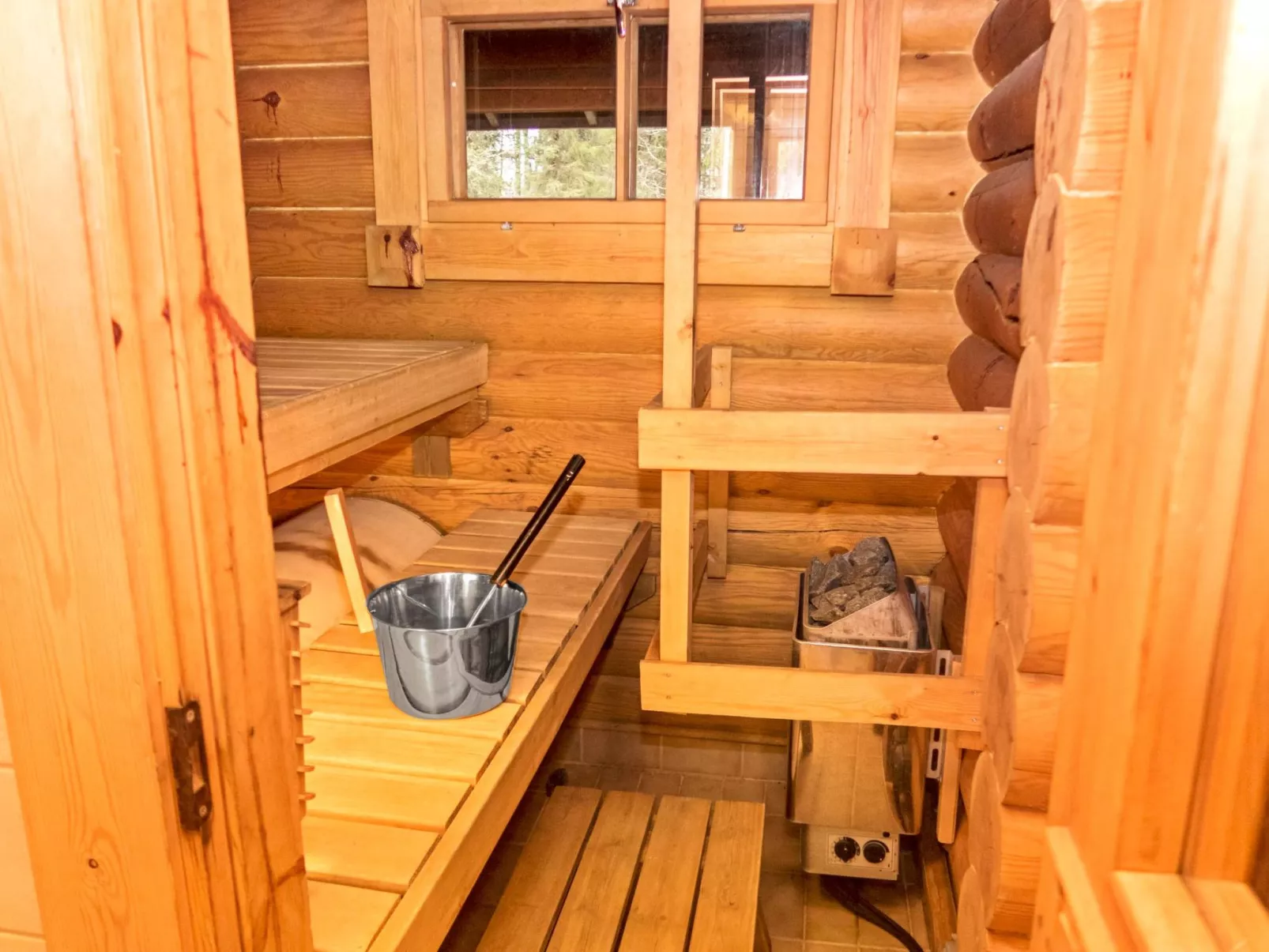 Varilan lomamajat nr1-Inside