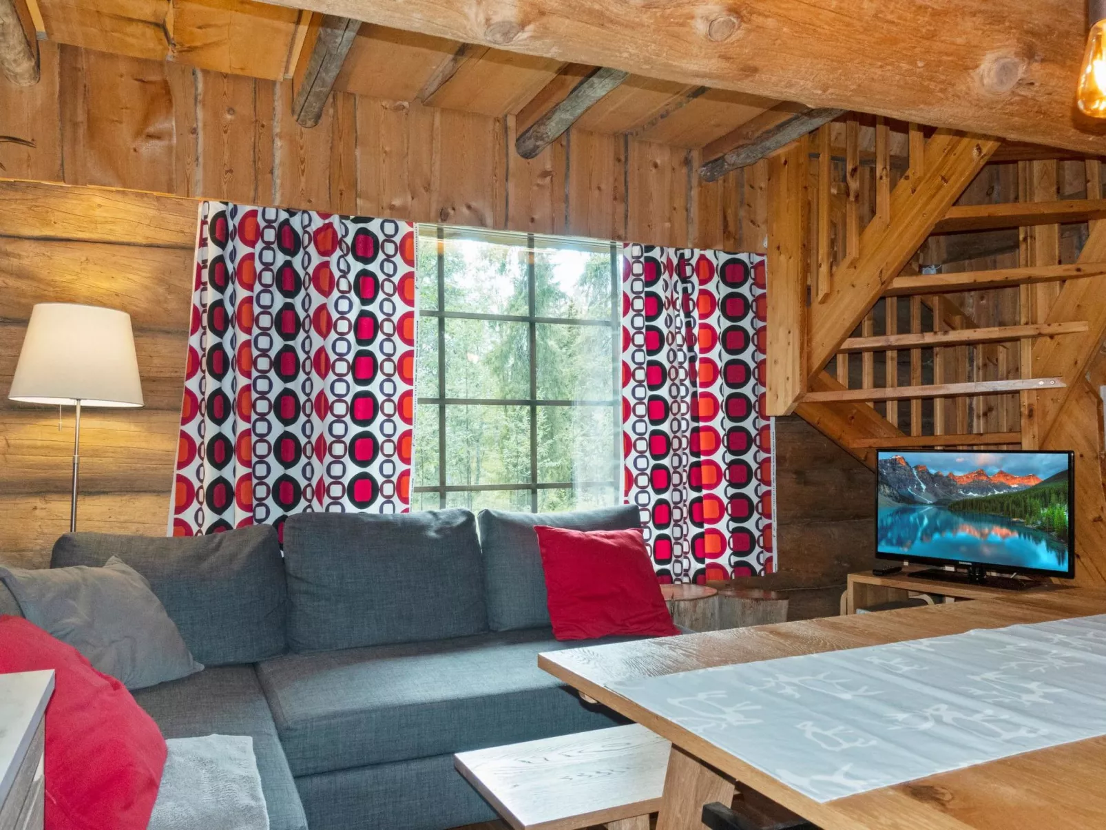 Örtsylä b-Dehors