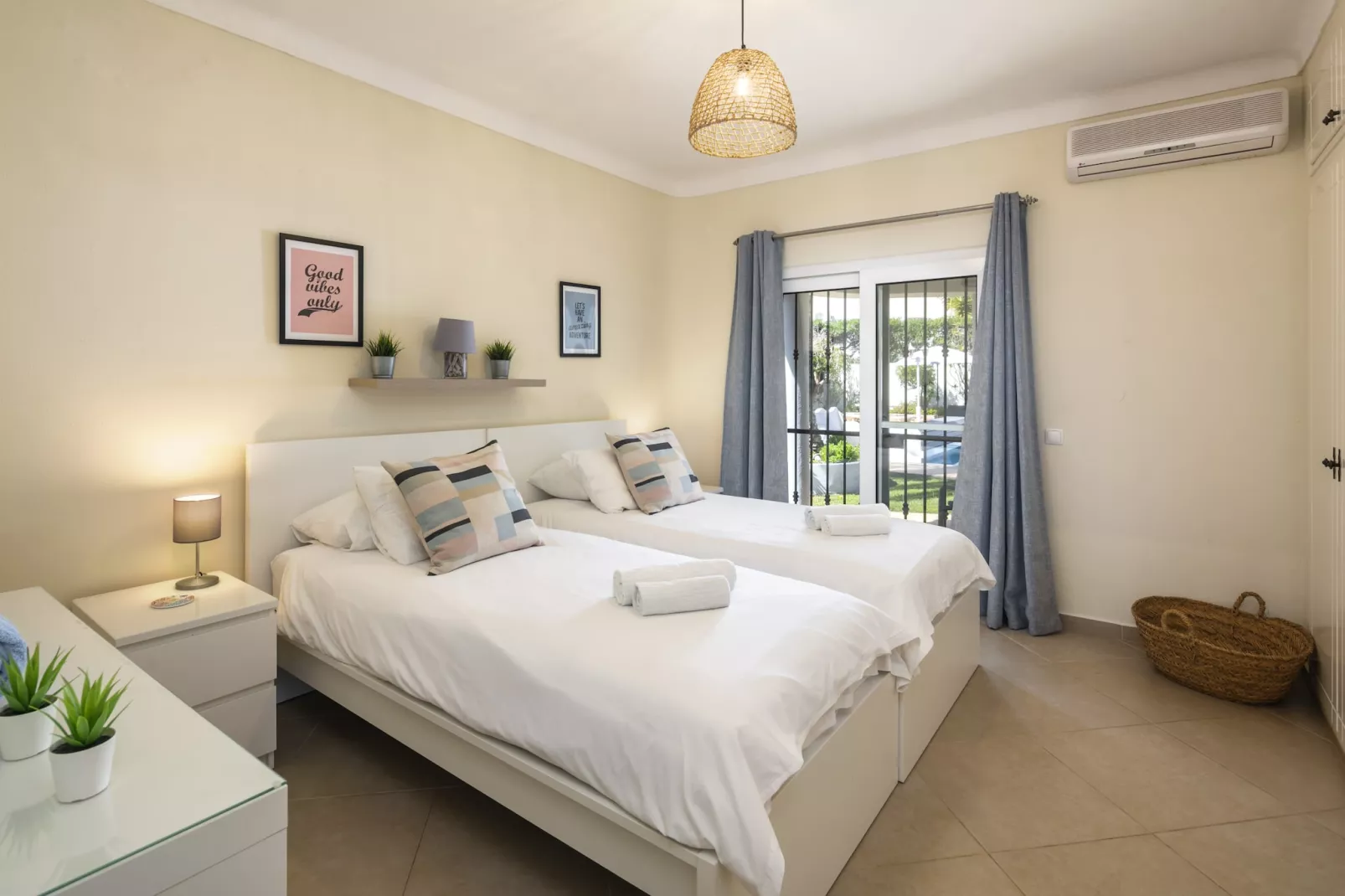 Vila Nova 10-Bedroom