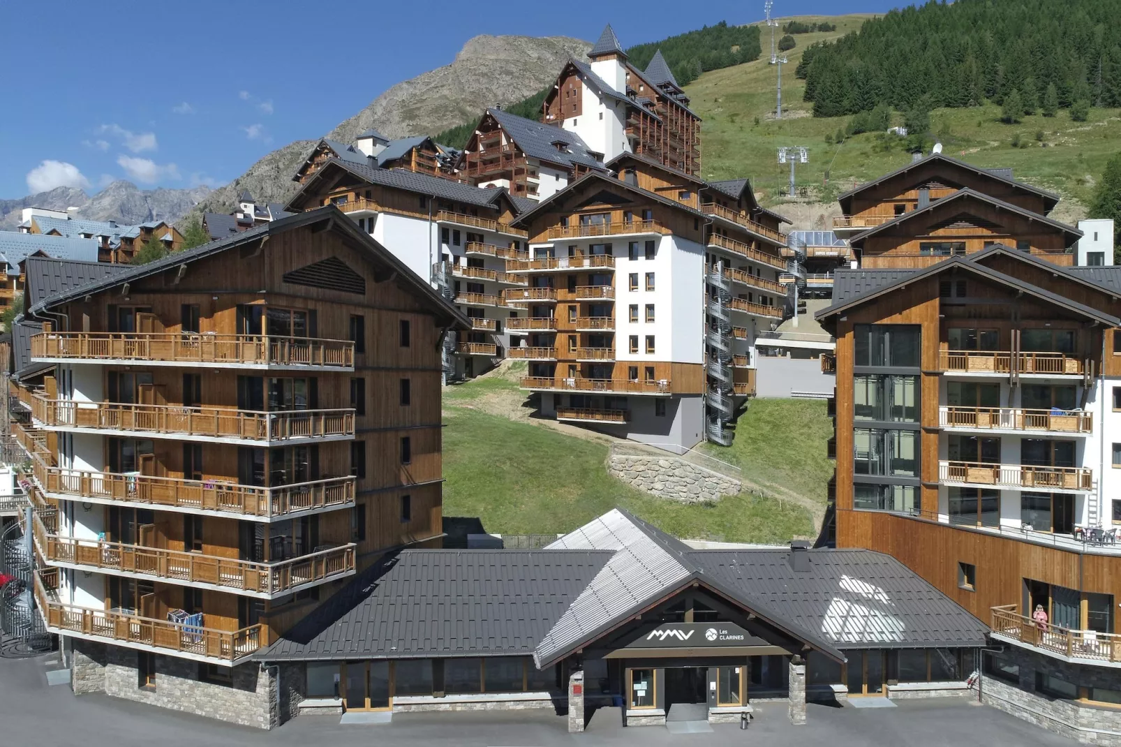 LES DEUX ALPES_S8V-Exterior winter