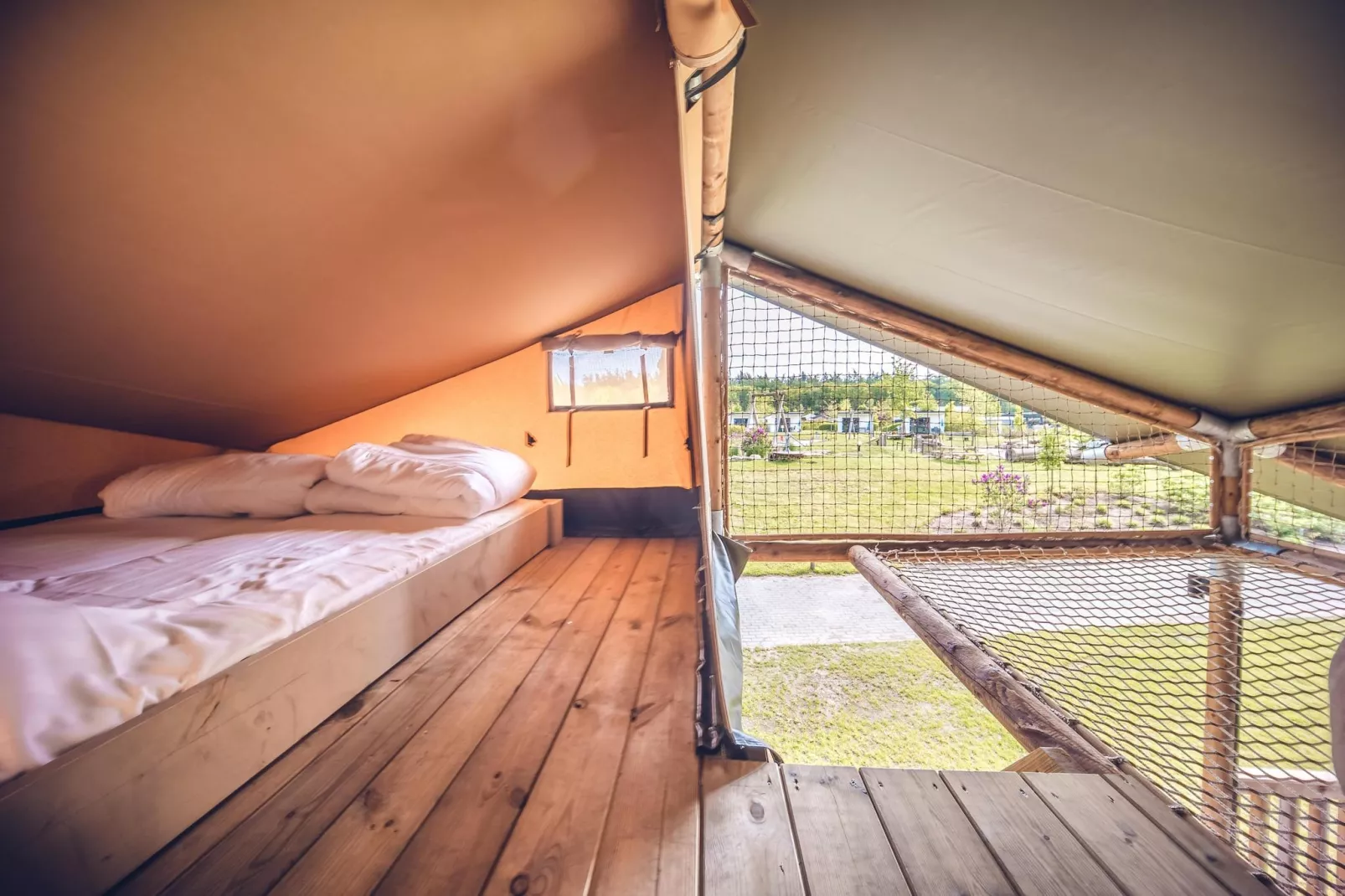Safari tent 'Edelhert' | 2 - 8 pers-Schlafzimmer