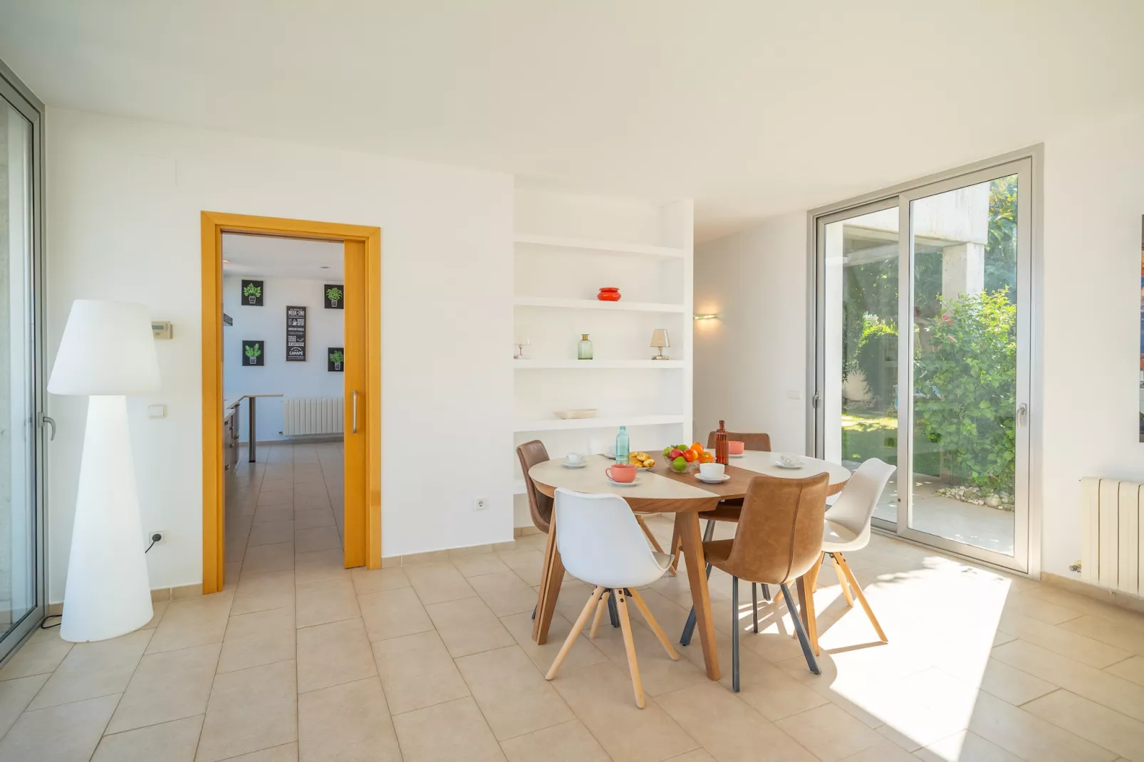 Illa-Dining room