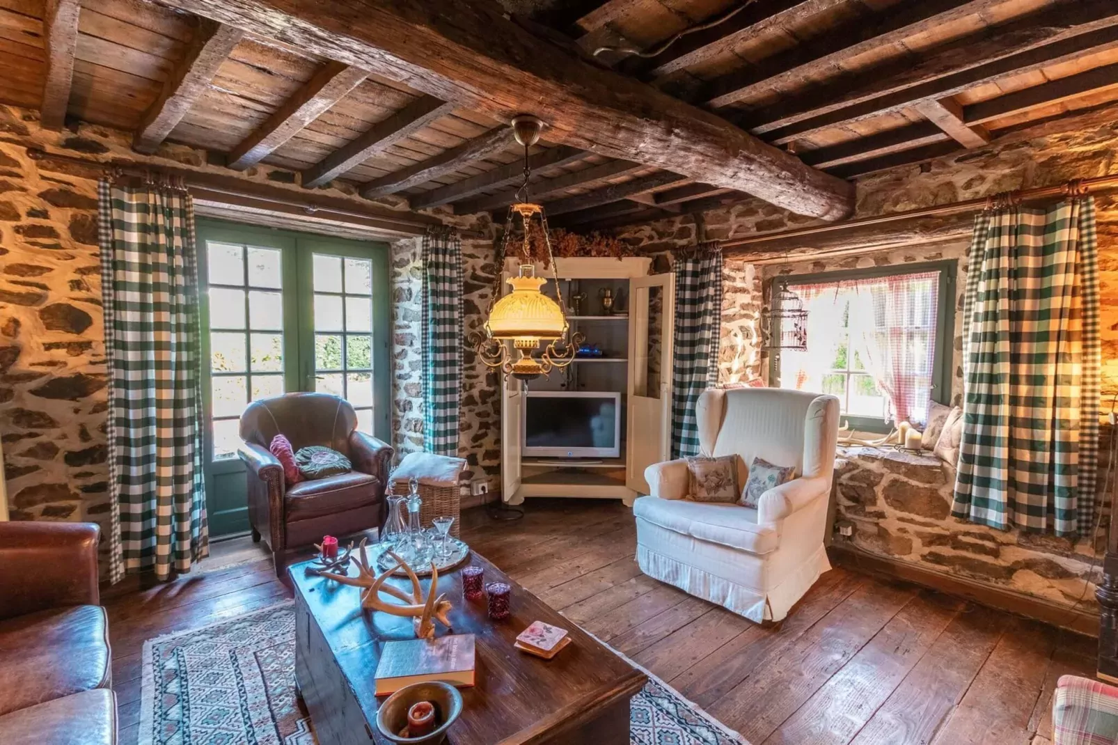 Maison Ardennaise-Living room