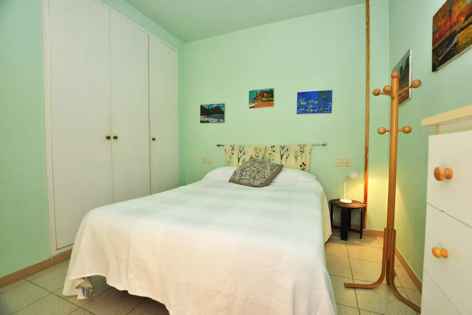 1049 MEDITERRANI vista Piscina-Schlafzimmer