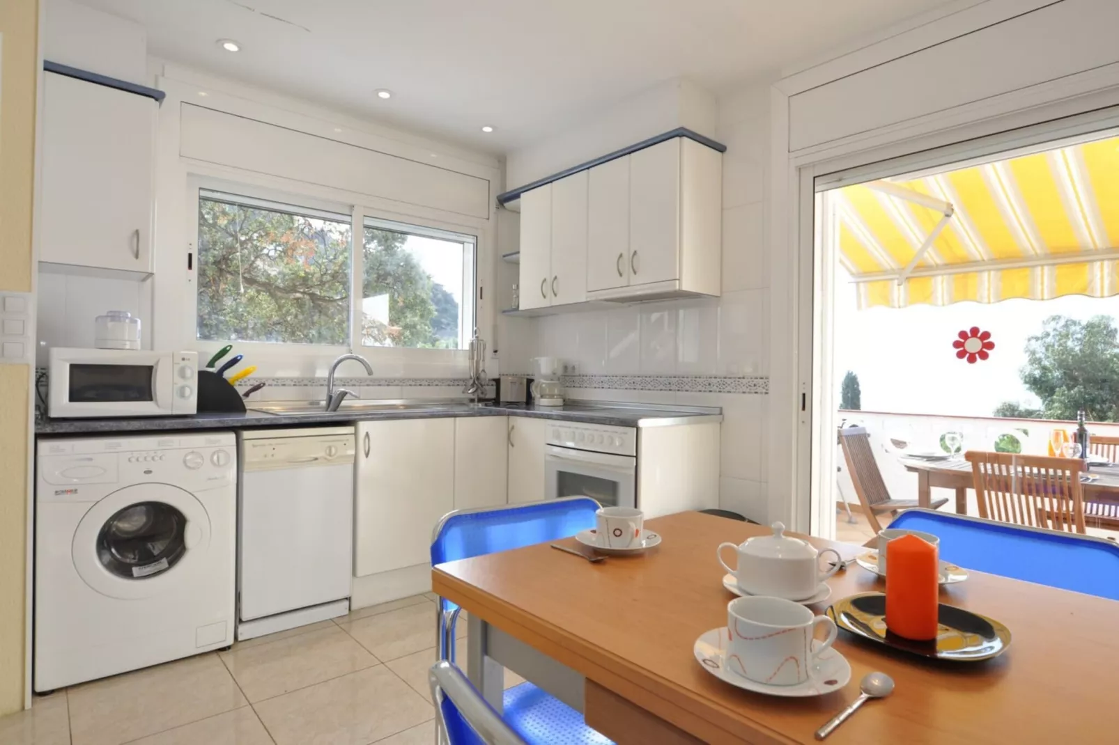 1157 LOS PALCOS vista Mar-Küche