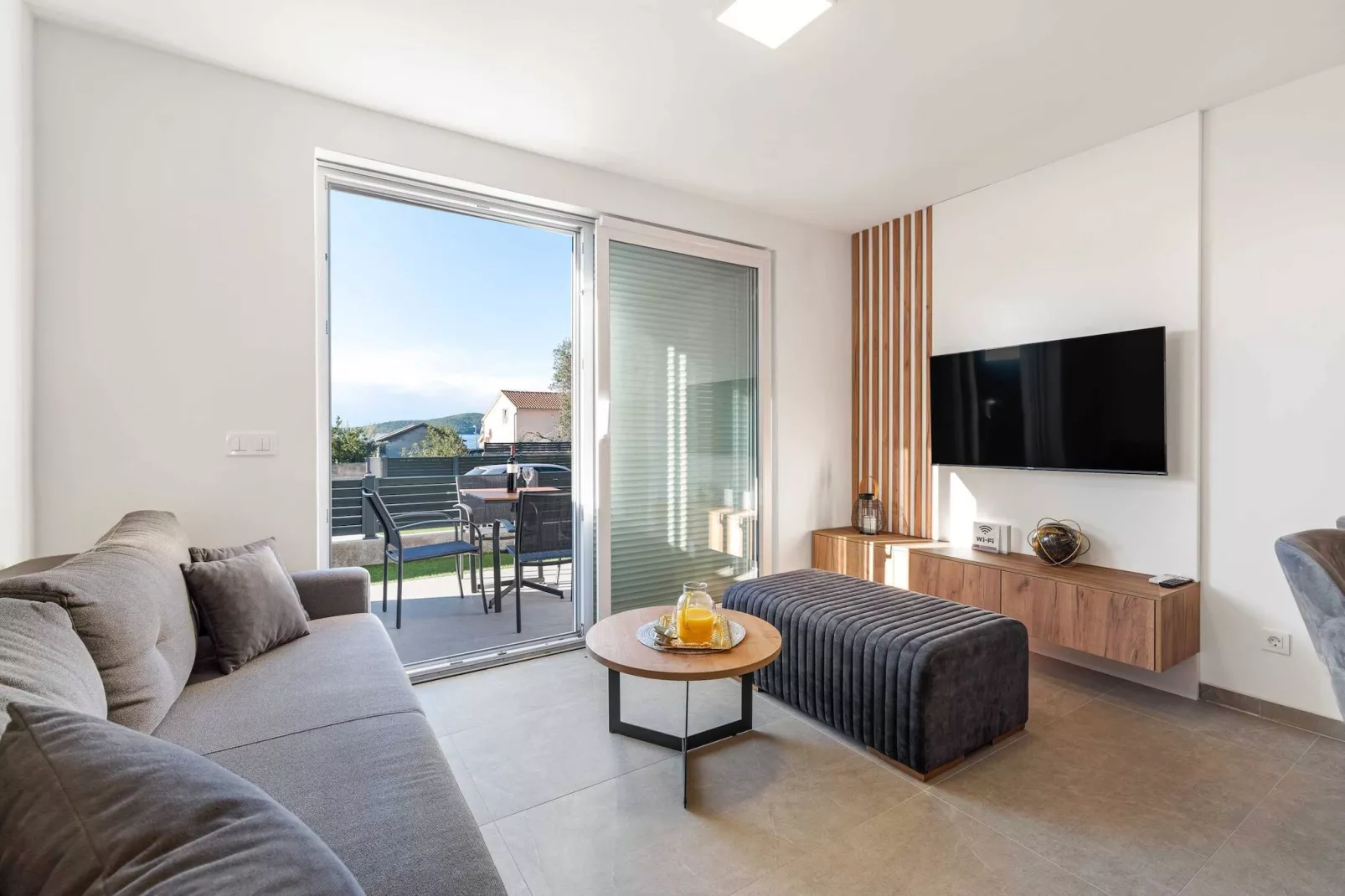 Apartments Velic - Two bedroom apartment A-Salon