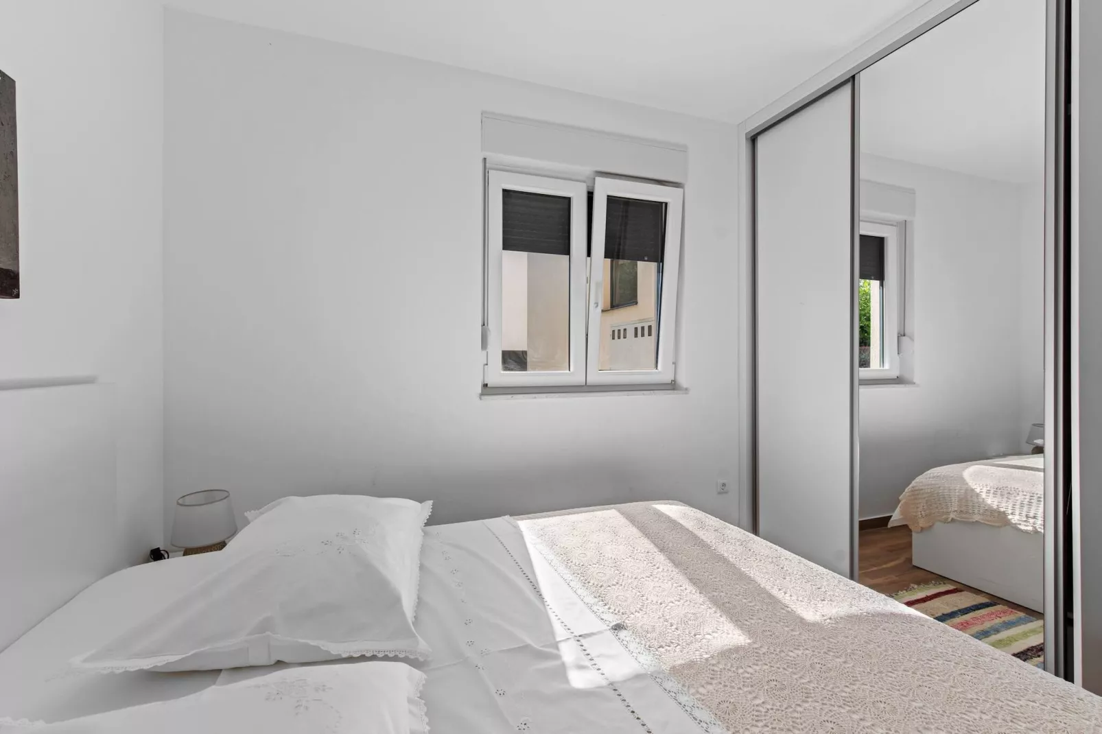 Apartment Moments - two bedroom apartment-Chambre
