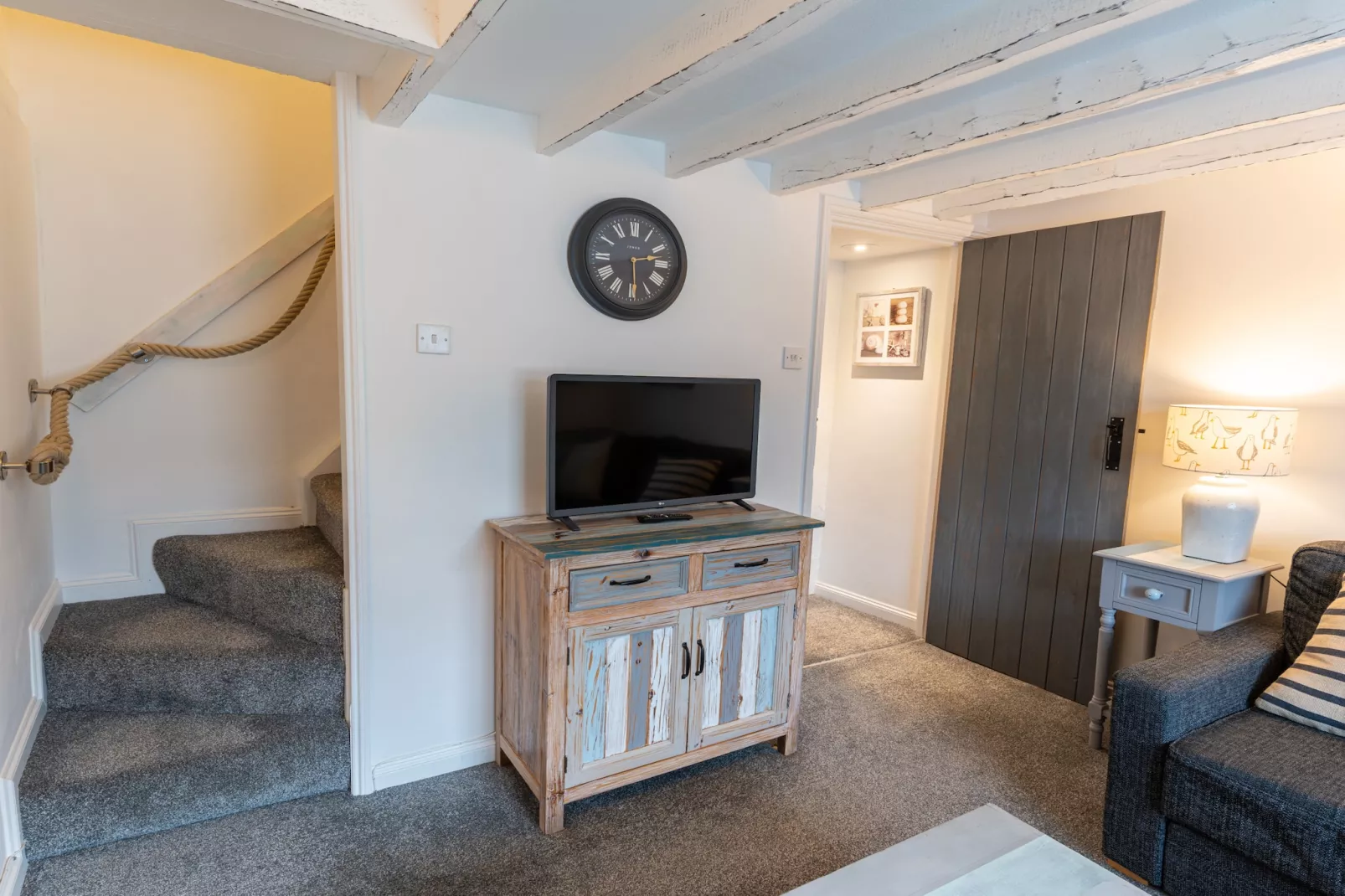 Old Harbour Cottage-Salon