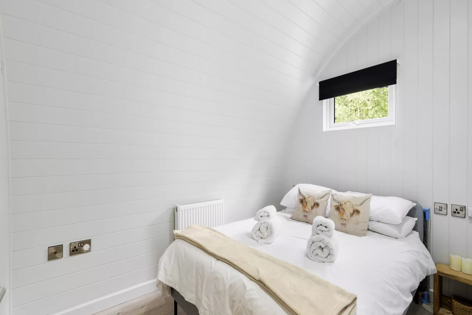 The Highland Camping Pod-Bedroom