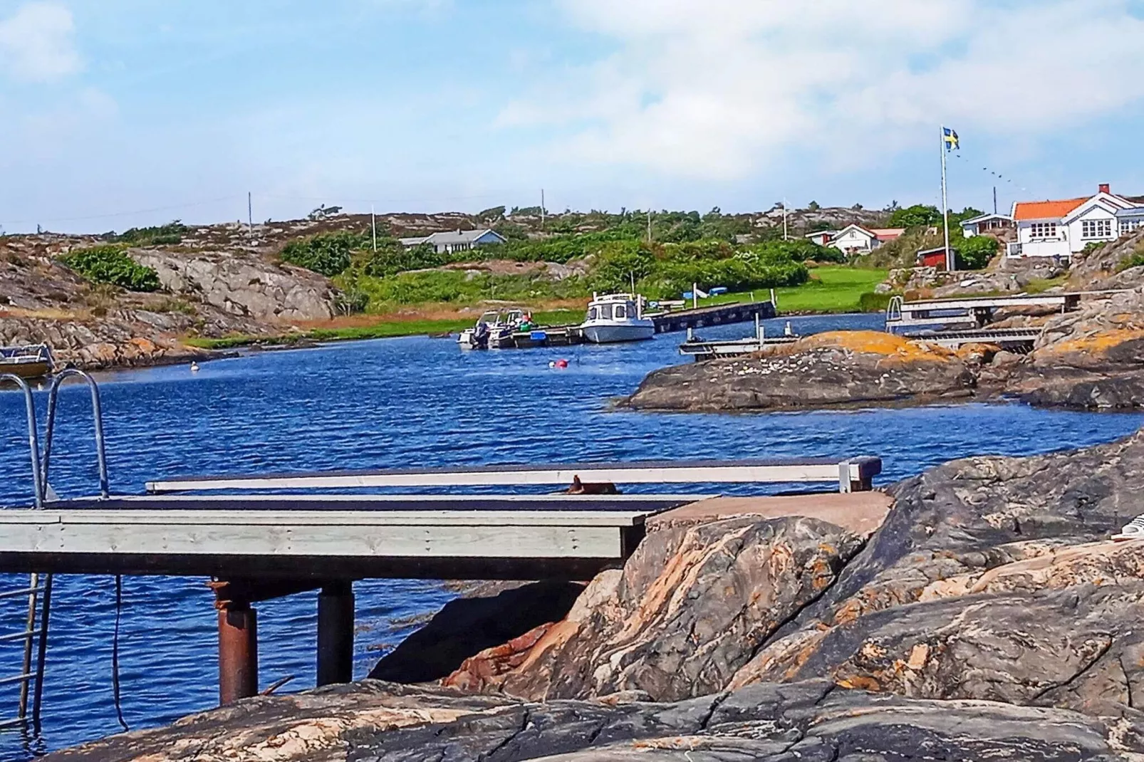 Maison de vacances pour 4 a KYRKESUND-By Traum-Vue sur l'eau
