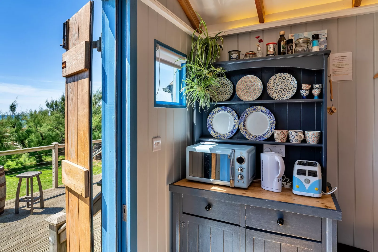 Driftwood-Kitchen