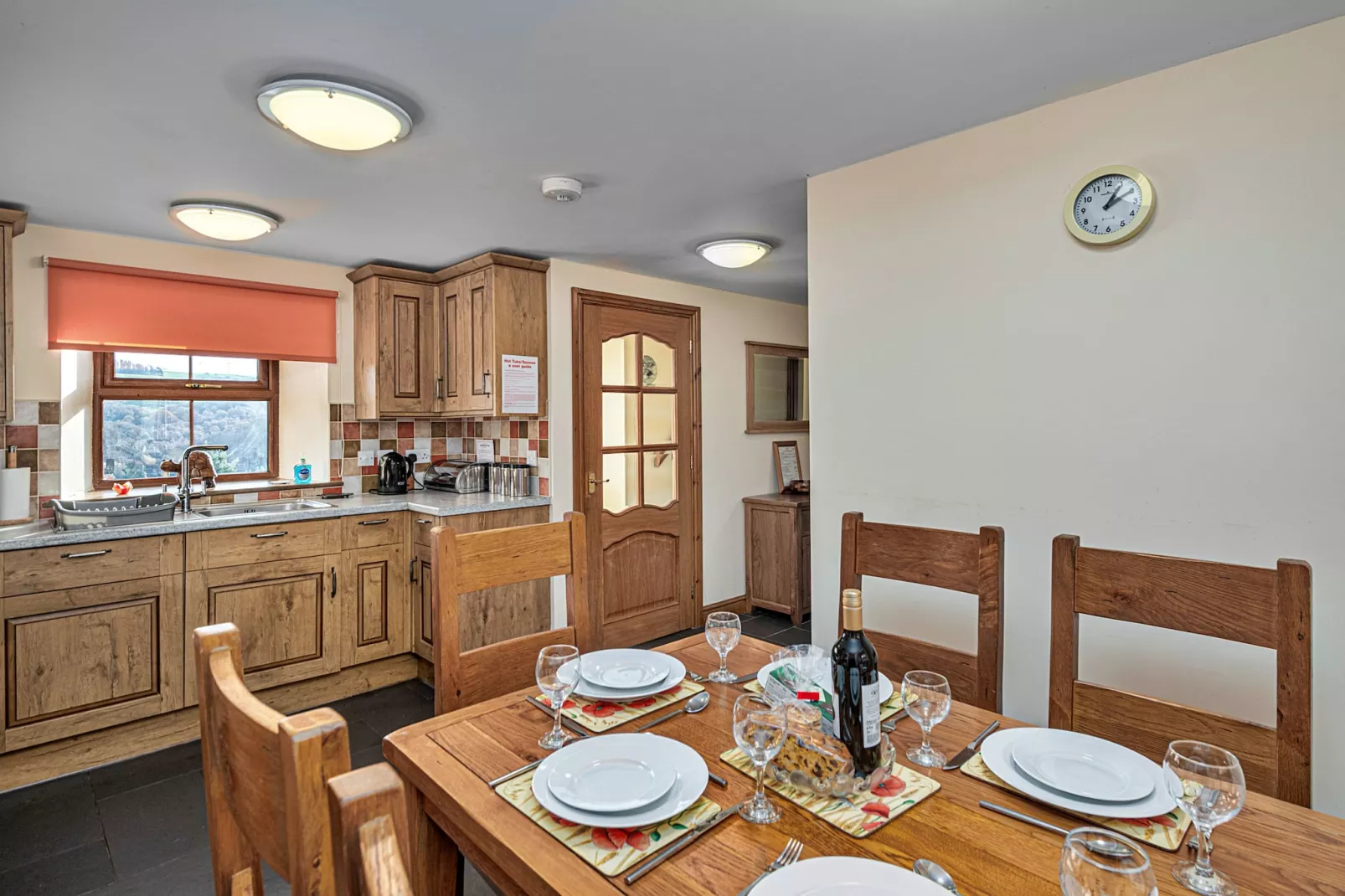 Helygen-Dining room