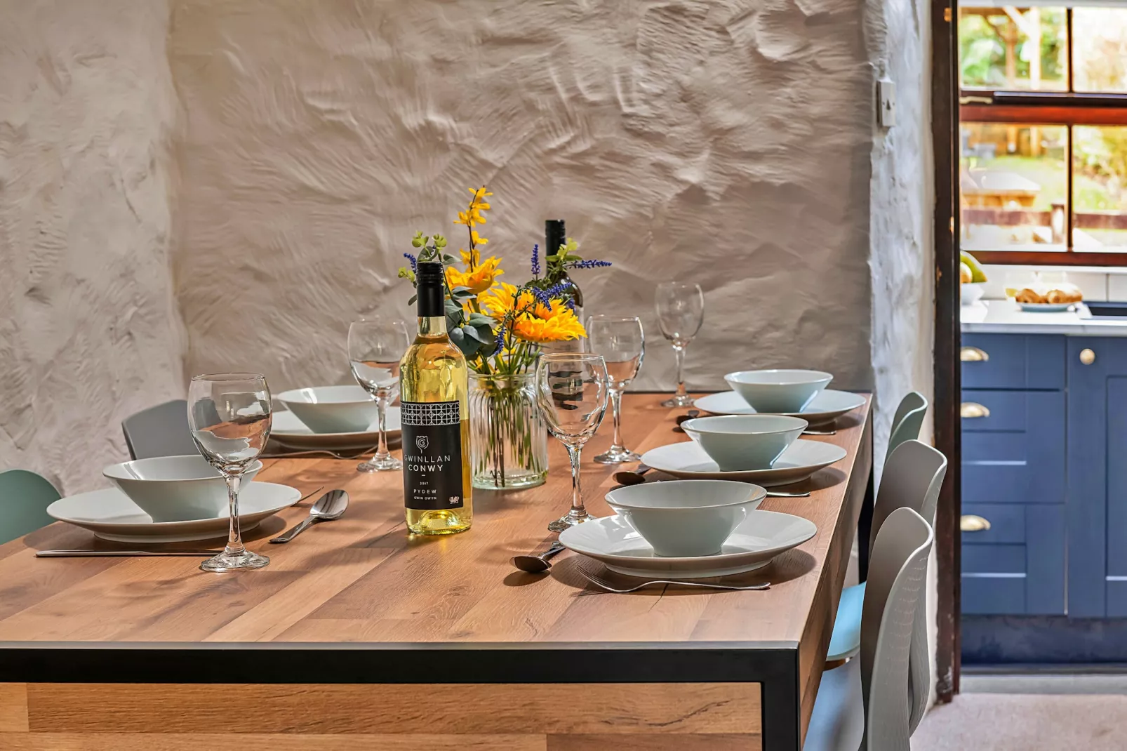 Ty'r Delyn-Dining room