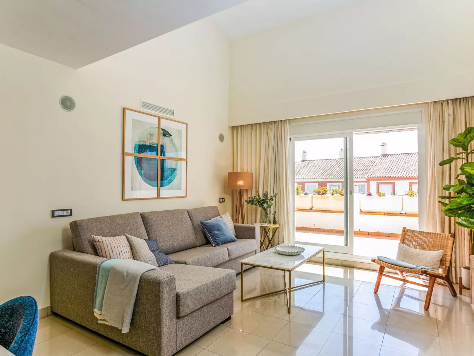 Cortijo del Mar-Inside