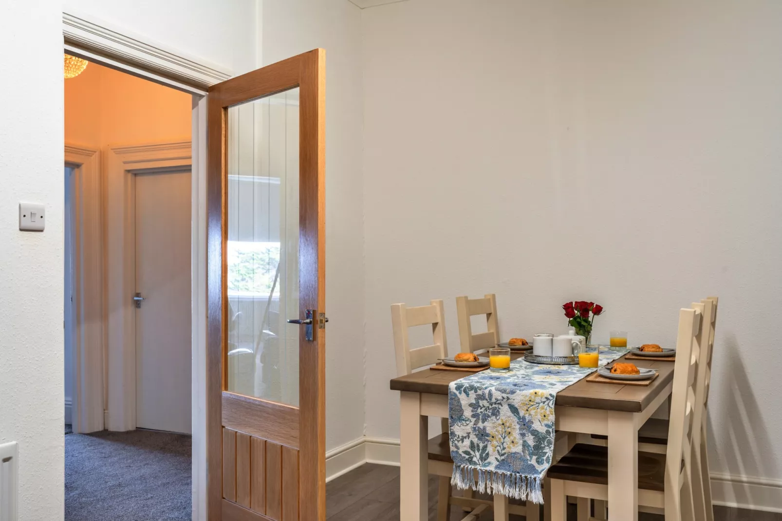 No. 6 Porthgwidden-Dining room