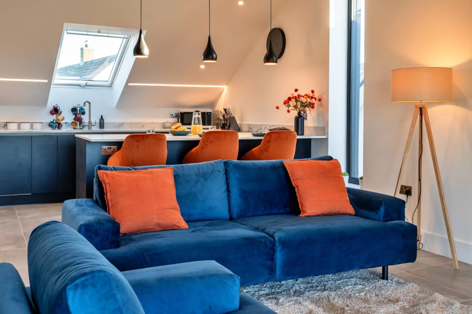 Scilla-Living room
