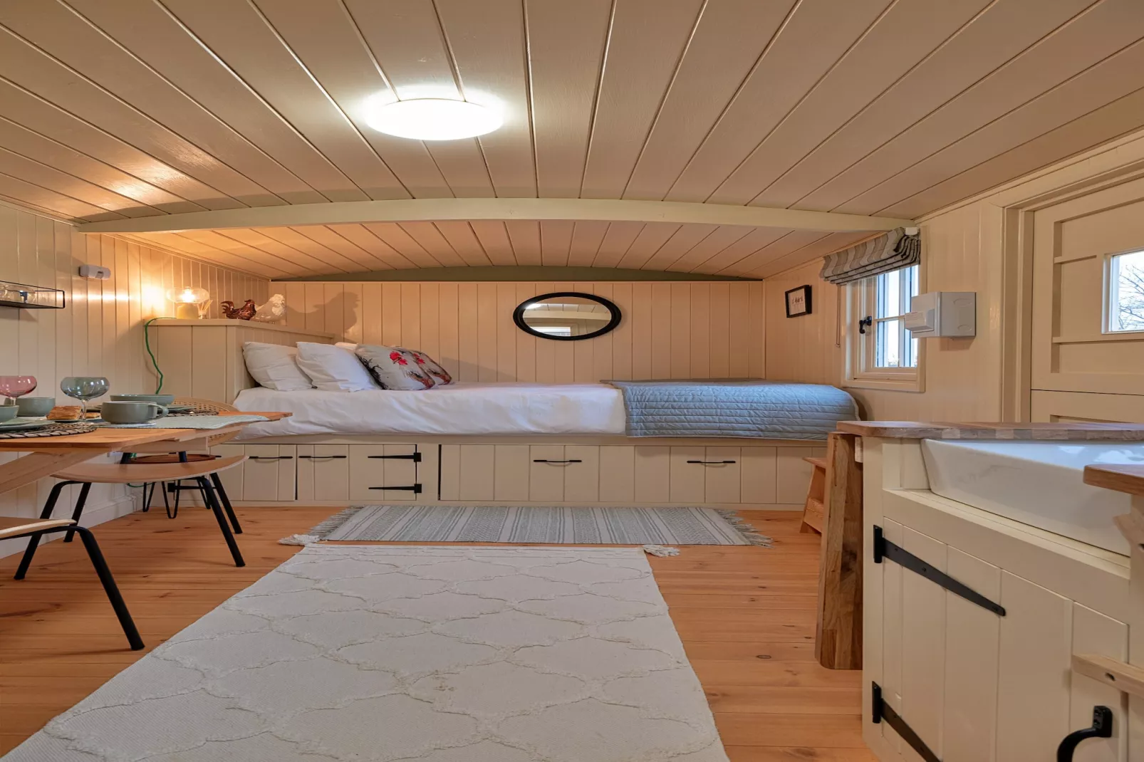 The Chicken Hut-Bedroom