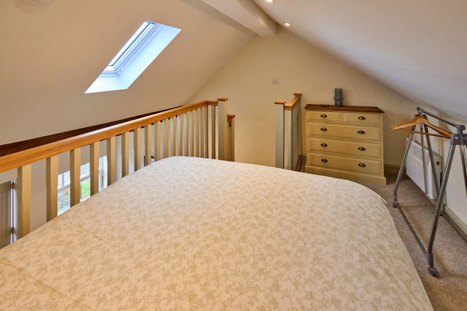 Wisteria at the Rookery-Bedroom