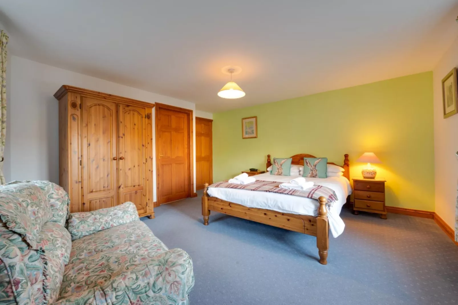 Cherry at Buckland Court-Bedroom