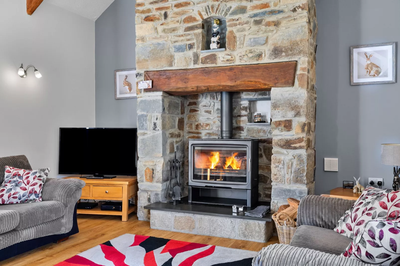 Old Mill-Living room
