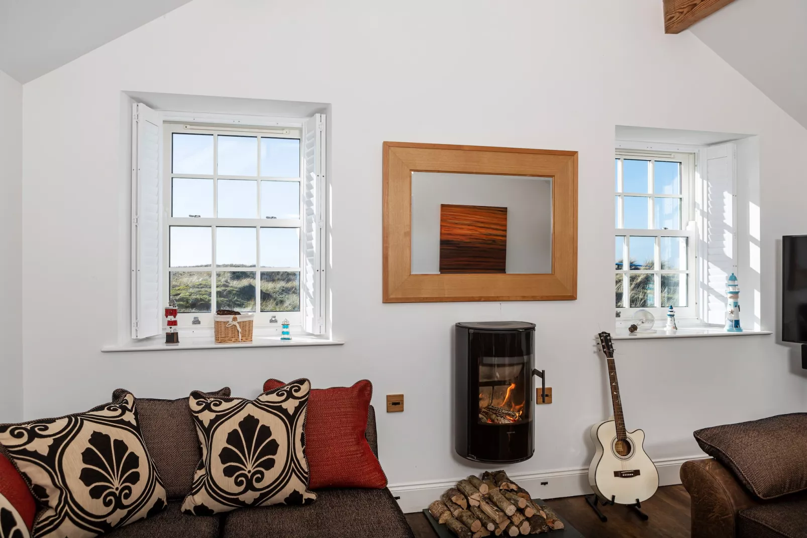 Lighthouse Cottage-Living room