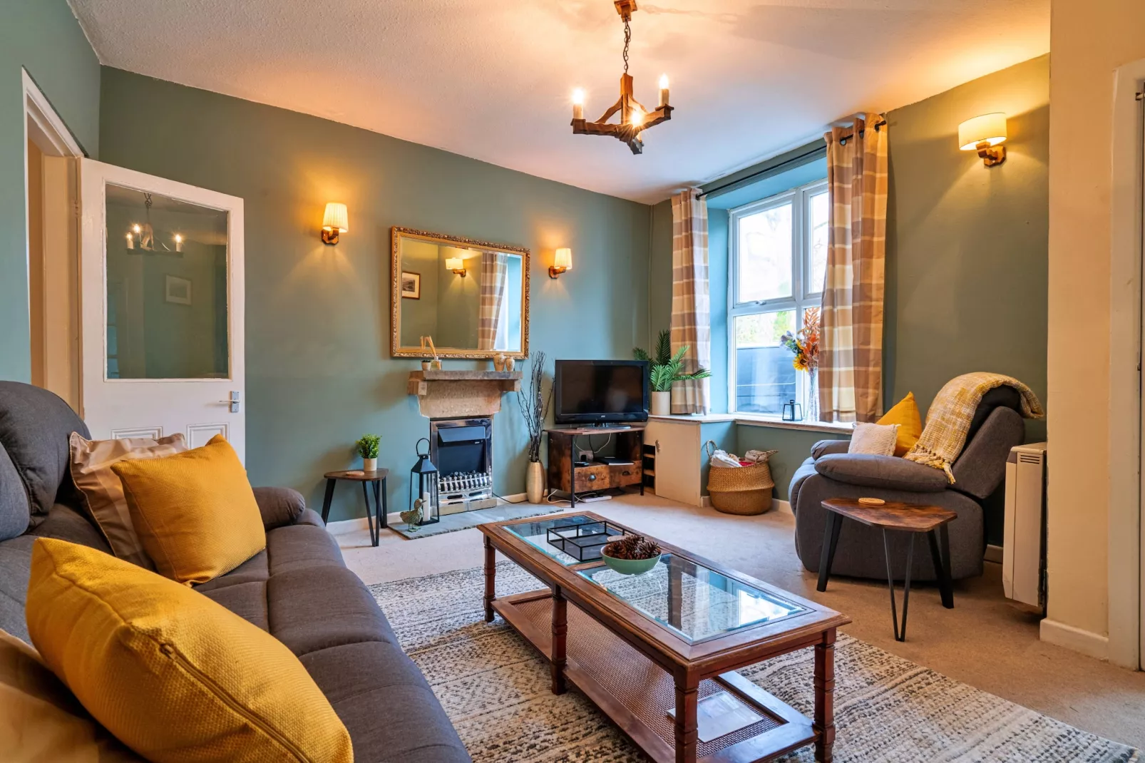 Stonelea-Living room