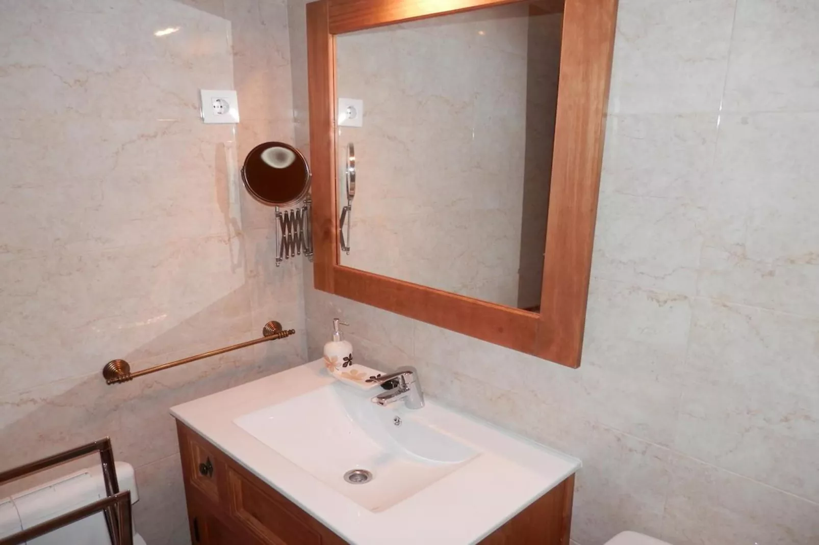 La Senderilla-Bathroom