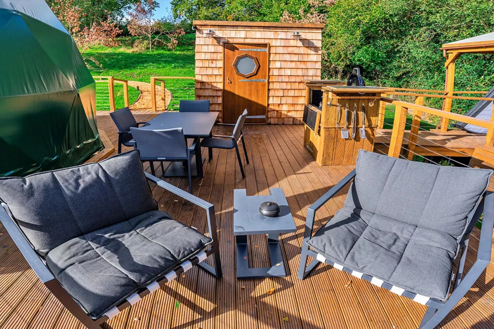 Wakehurst Luxury Dome-Terrace