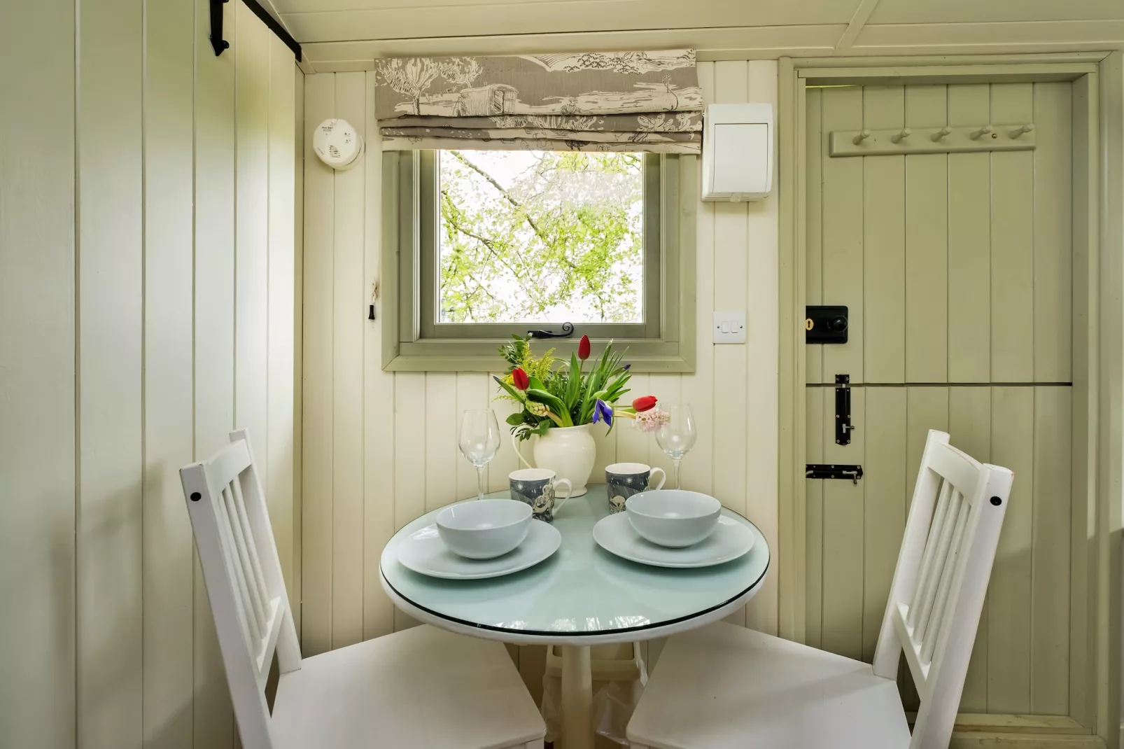 Hay and Hedgerow Glamping-Kitchen