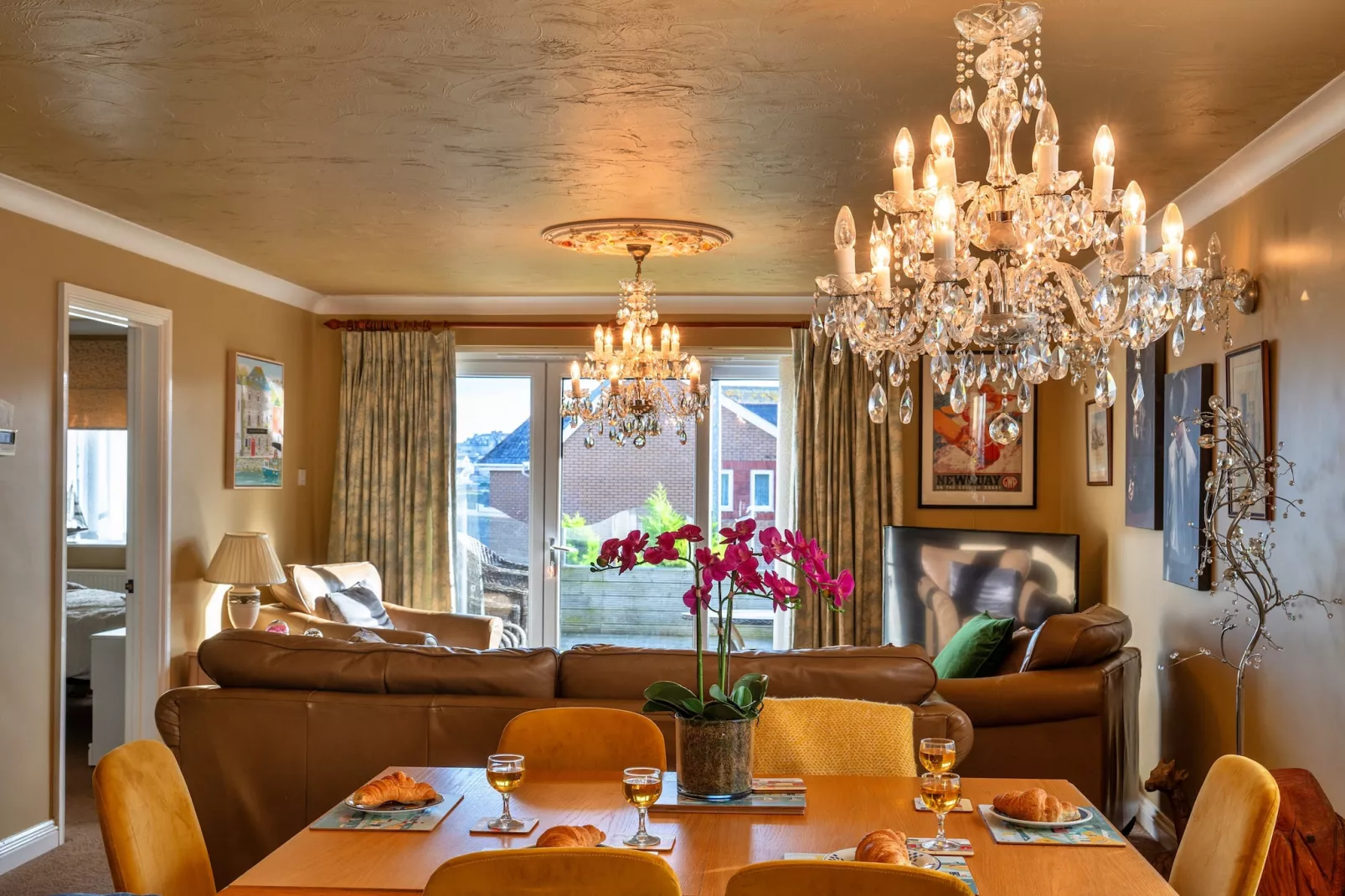 Harvest Moon-Dining room